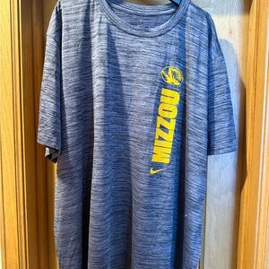 Mizzou Nike Heathered Gray Quick Dry  T-Shirt - Univerity of Missouri